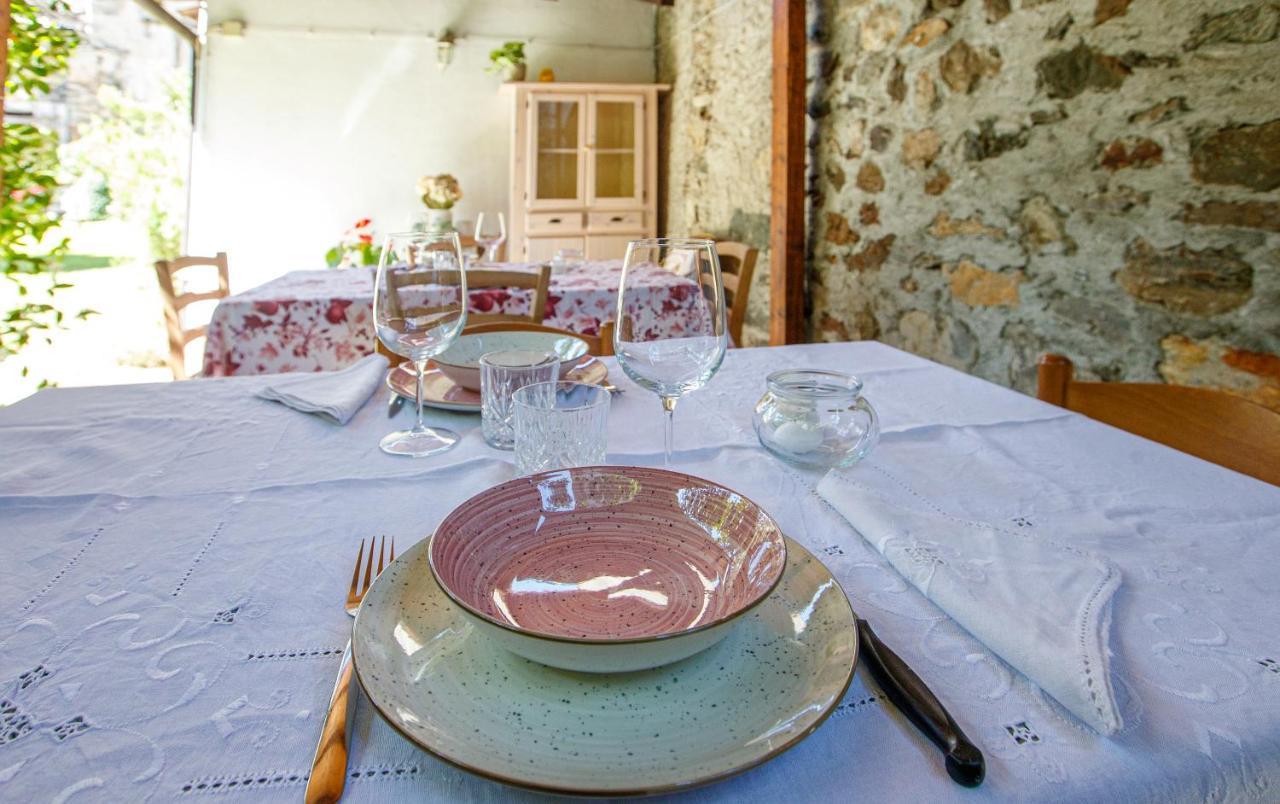 IL COMO' DELLA CIVETTA - Taverna “La Fenice” Stazzona Esterno foto